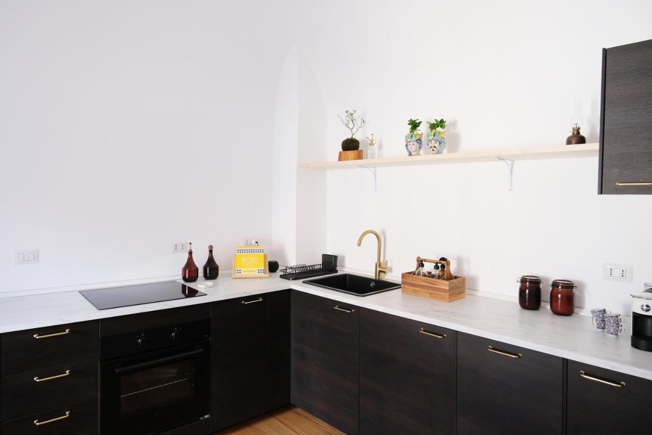 Ventisei Apartment Catania Exterior photo